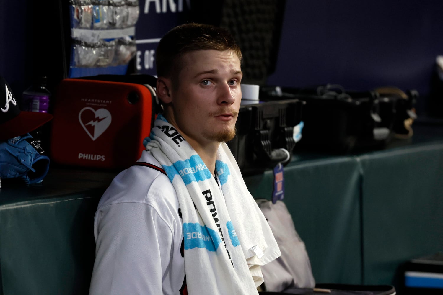 Atlanta Braves starting pitcher AJ Smith-Shawver (62) looks towards the Jumbotron after being replaced during the fifth inning. Miguel Martinez / miguel.martinezjimenez@ajc.com 