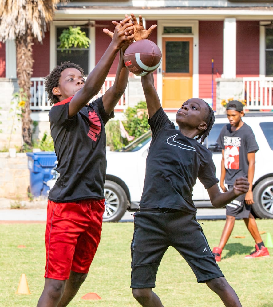 UGA player hosts football camp for kids