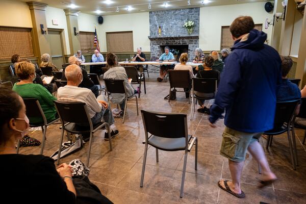 210915-Mountain Park-Residents of Mountain Park attend a city council meeting where a new millage rate was set Wednesday evening, Sept. 16, 2021. Ben Gray for the Atlanta Journal-Constitution