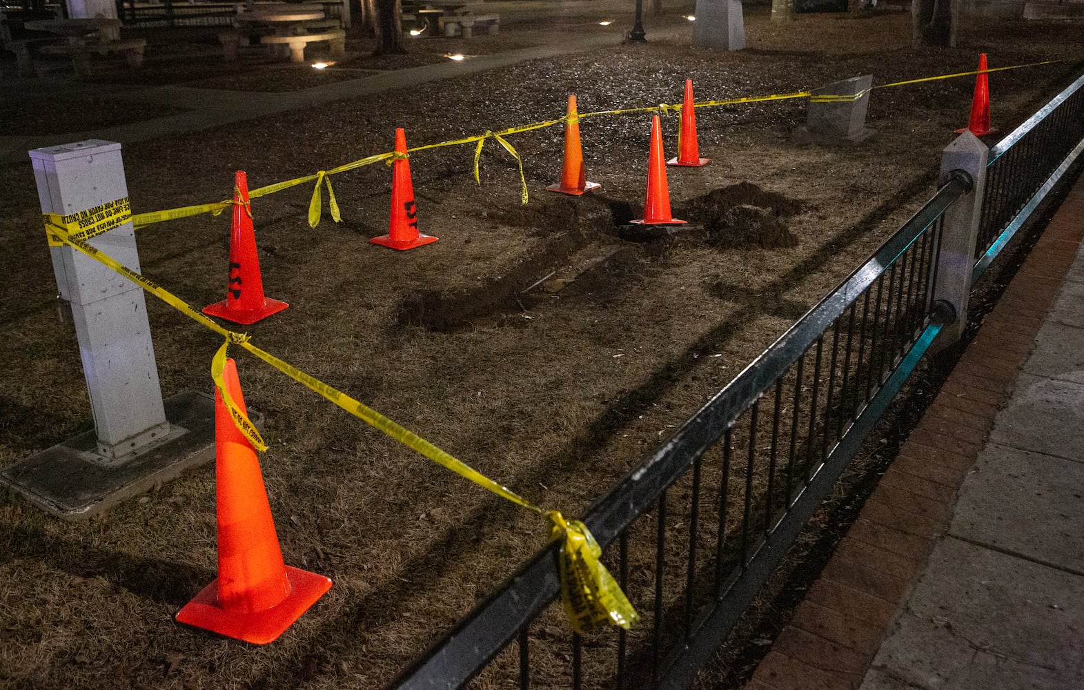 Confederate monument removed in Gwinnett