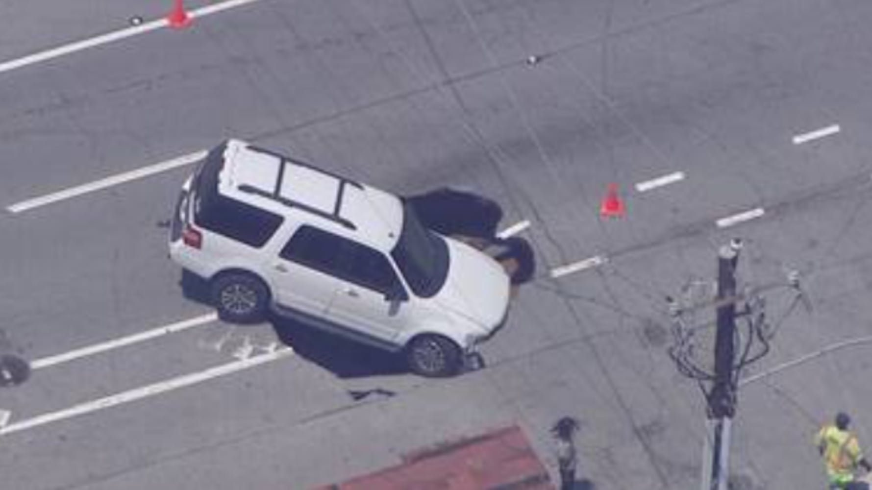 suv sinkhole midtown ponce