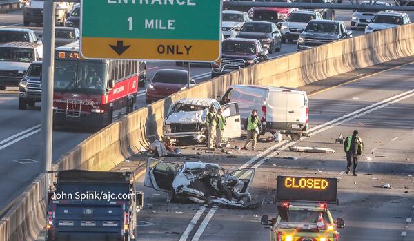 The crash blocked all lanes of I-85 North in DeKalb County.