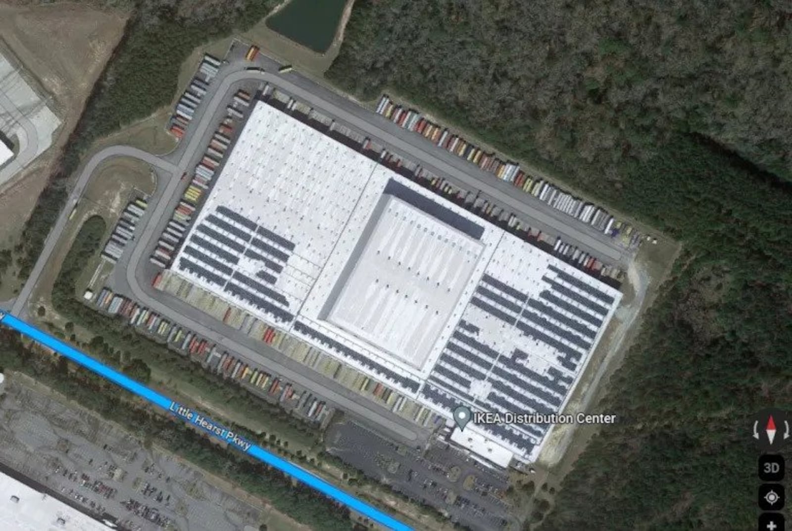 The IKEA Distribution Center in Port Wentworth has had rooftop solar since 2012. (Credit: Google Earth)