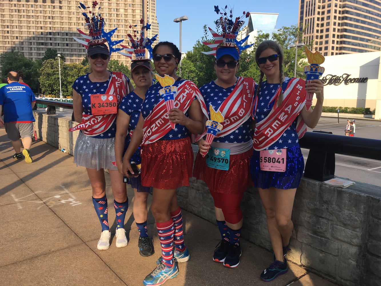 Runners show fashion flair during AJC Peachtree Road Race