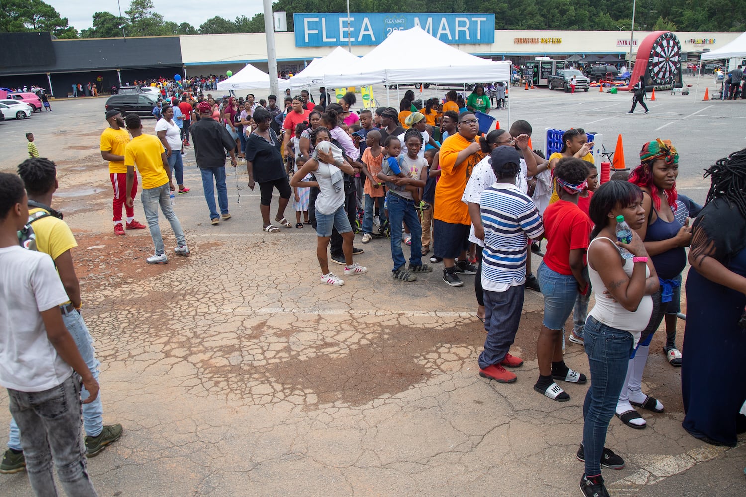 PHOTOS: 21 Savage 4th annual “Issa Back 2 School Drive”