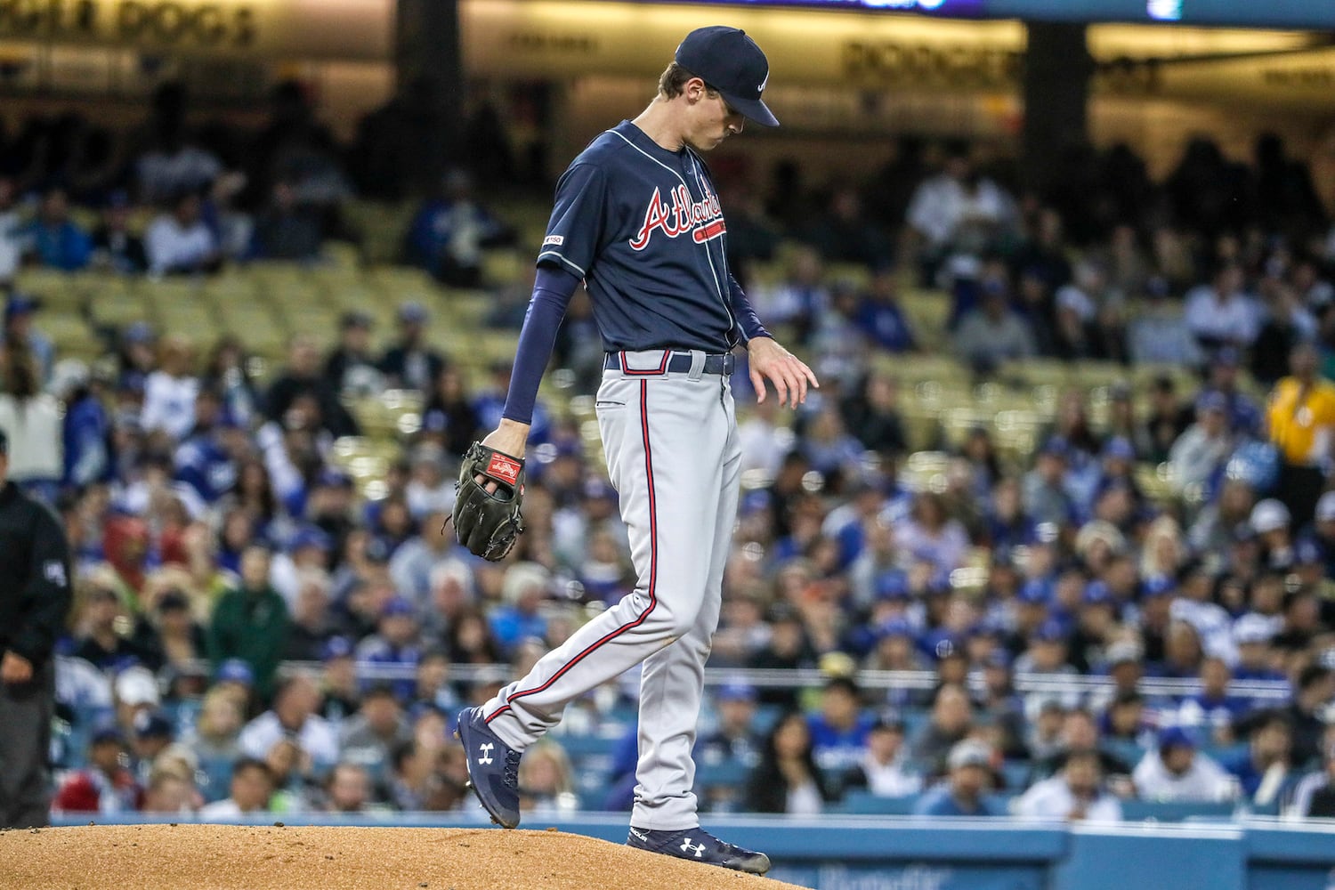 Photos: Braves, Fried hit hard - literally - by Dodgers