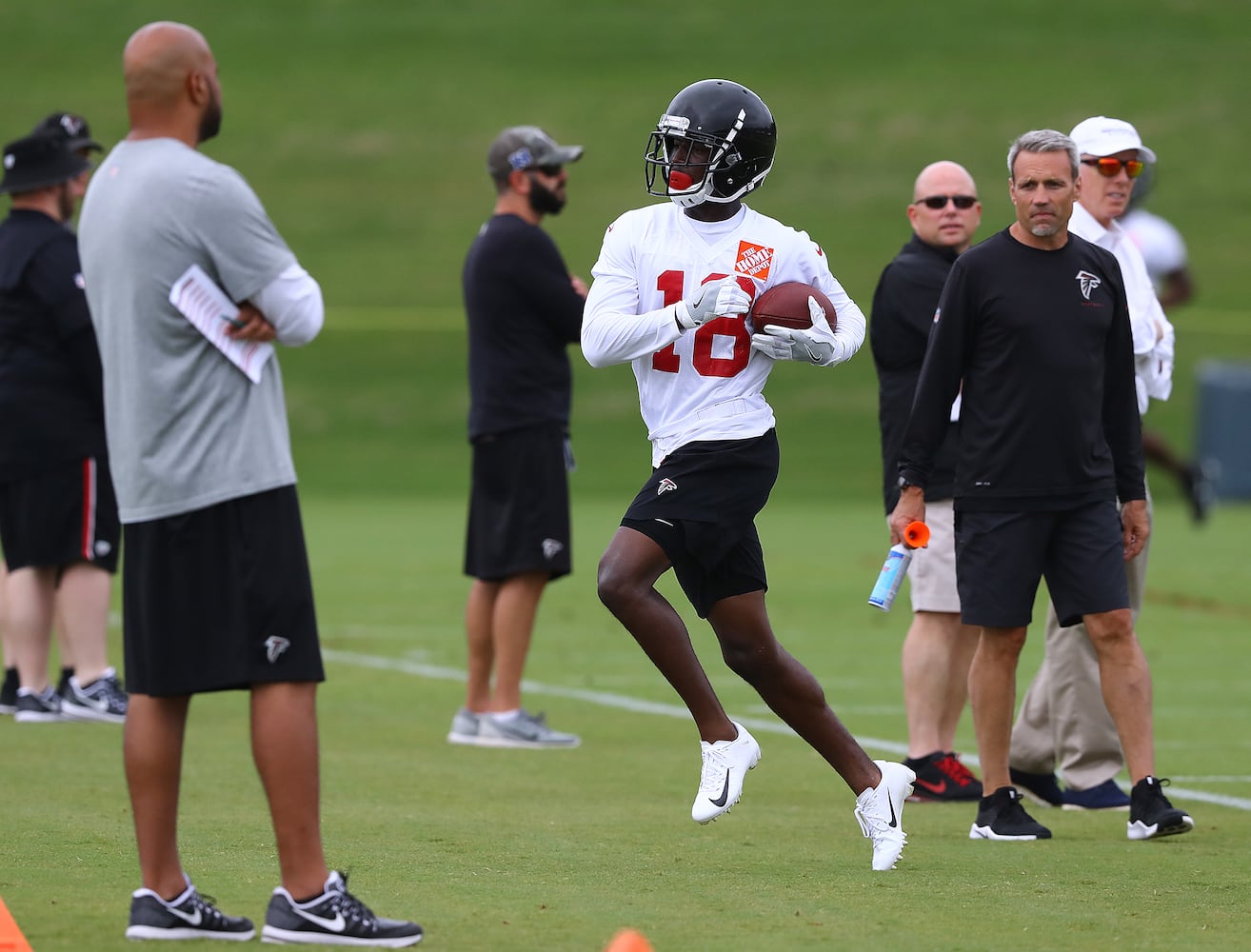 Photos: Falcons open minicamp without Julio Jones