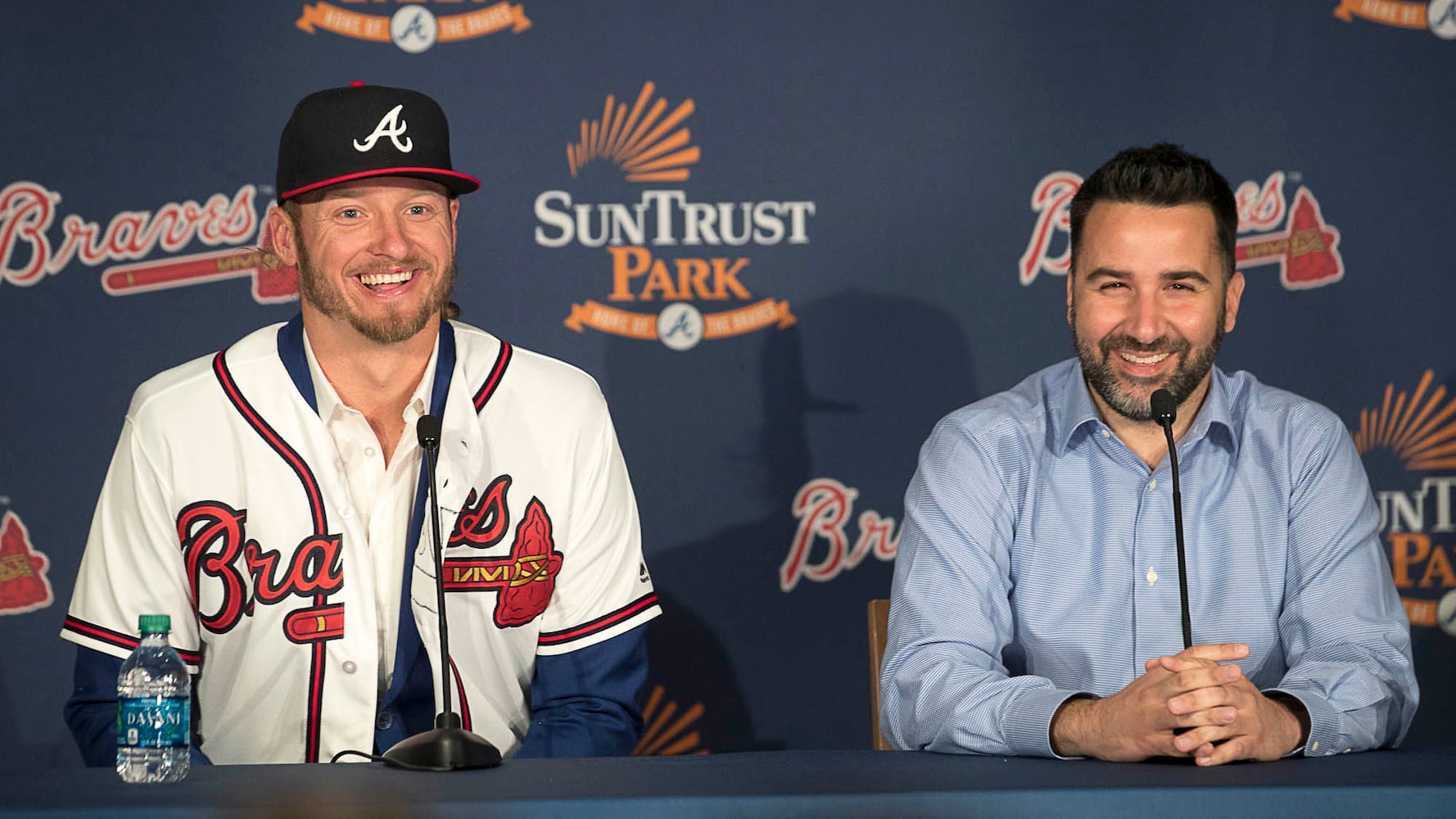 Braves introduce Josh Donaldson