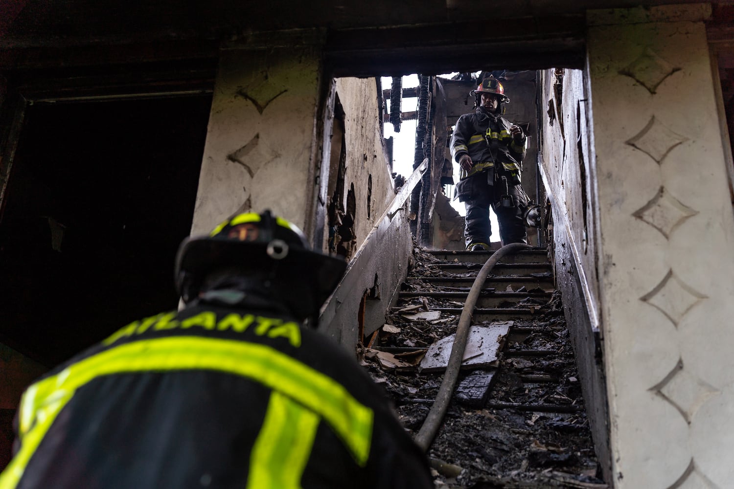 A large fire broke out in a vacant apartment building along Neal Place in northwest Atlanta on Monday morning.