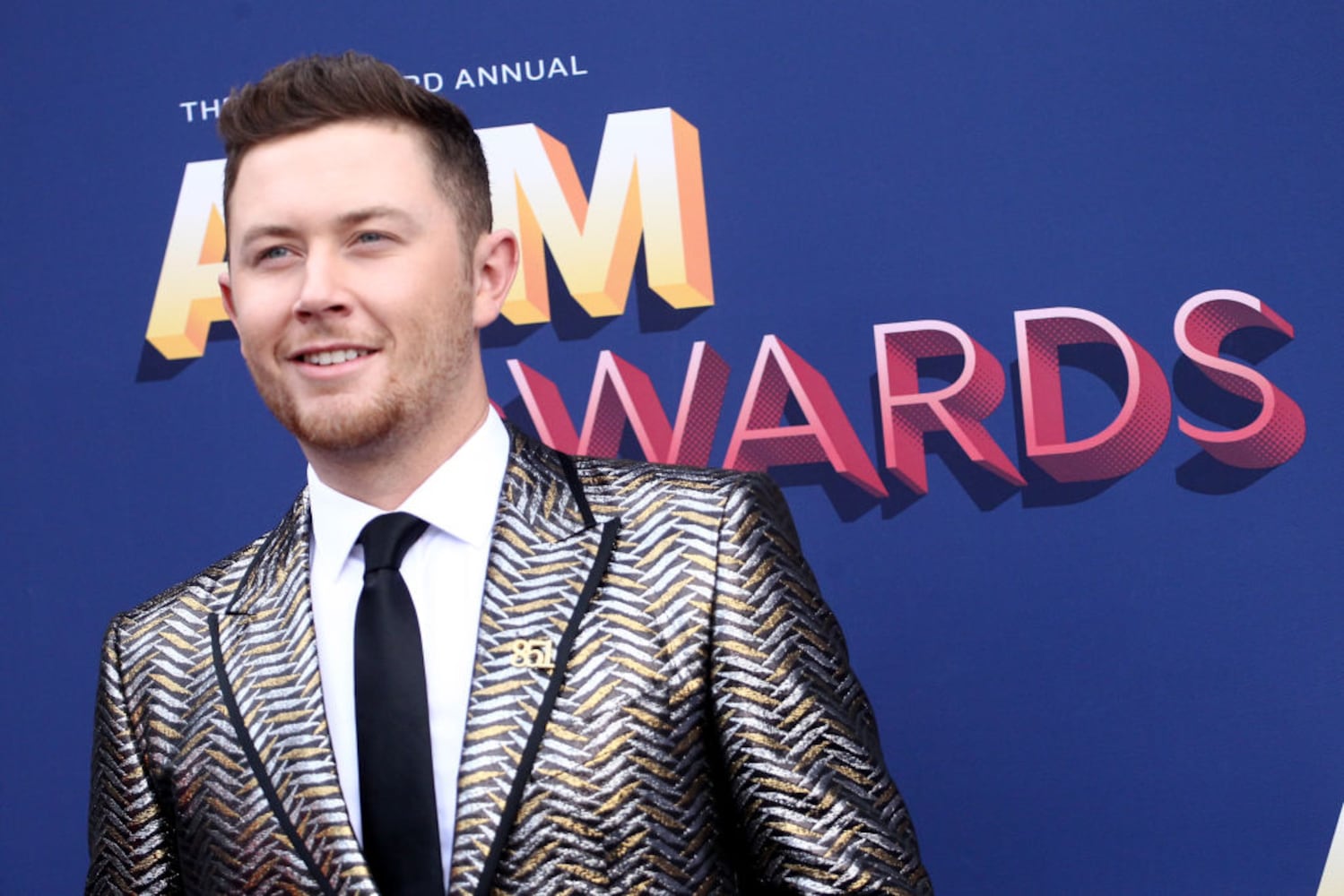 2018 acm awards red carpet