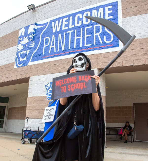 Georgia State University students, along with faculty and staff, protest for stronger COVID-19 safety protocols  Monday, August 30, 2021. STEVE SCHAEFER FOR THE ATLANTA JOURNAL-CONSTITUTION