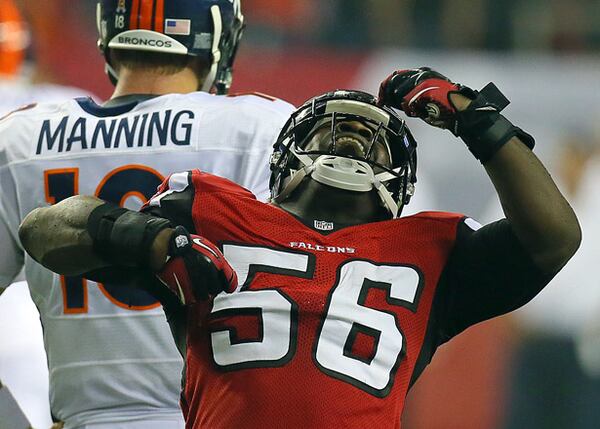 091712 ATLANTA: Atlanta Falcons linebacker Sean Weatherspoon pounds his chest in celebration after stopping Denver Broncos quarterback Peyton Manning on third down forcing a punt on the way to a 27-21 victory during second half action in their Monday Night Football game at the Georgia Dome in Atlanta on Monday, Sept. 17, 2012. CURTIS COMPTON / CCOMPTON@AJC.COM 091712 ATLANTA: Atlanta Falcons linebacker Sean Weatherspoon pounds his chest in celebration after stopping Denver Broncos quarterback Peyton Manning on third down forcing a punt on the way to a 27-21 victory during second half action in their Monday Night Football game at the Georgia Dome in Atlanta on Monday, Sept. 17, 2012. CURTIS COMPTON / CCOMPTON@AJC.COM