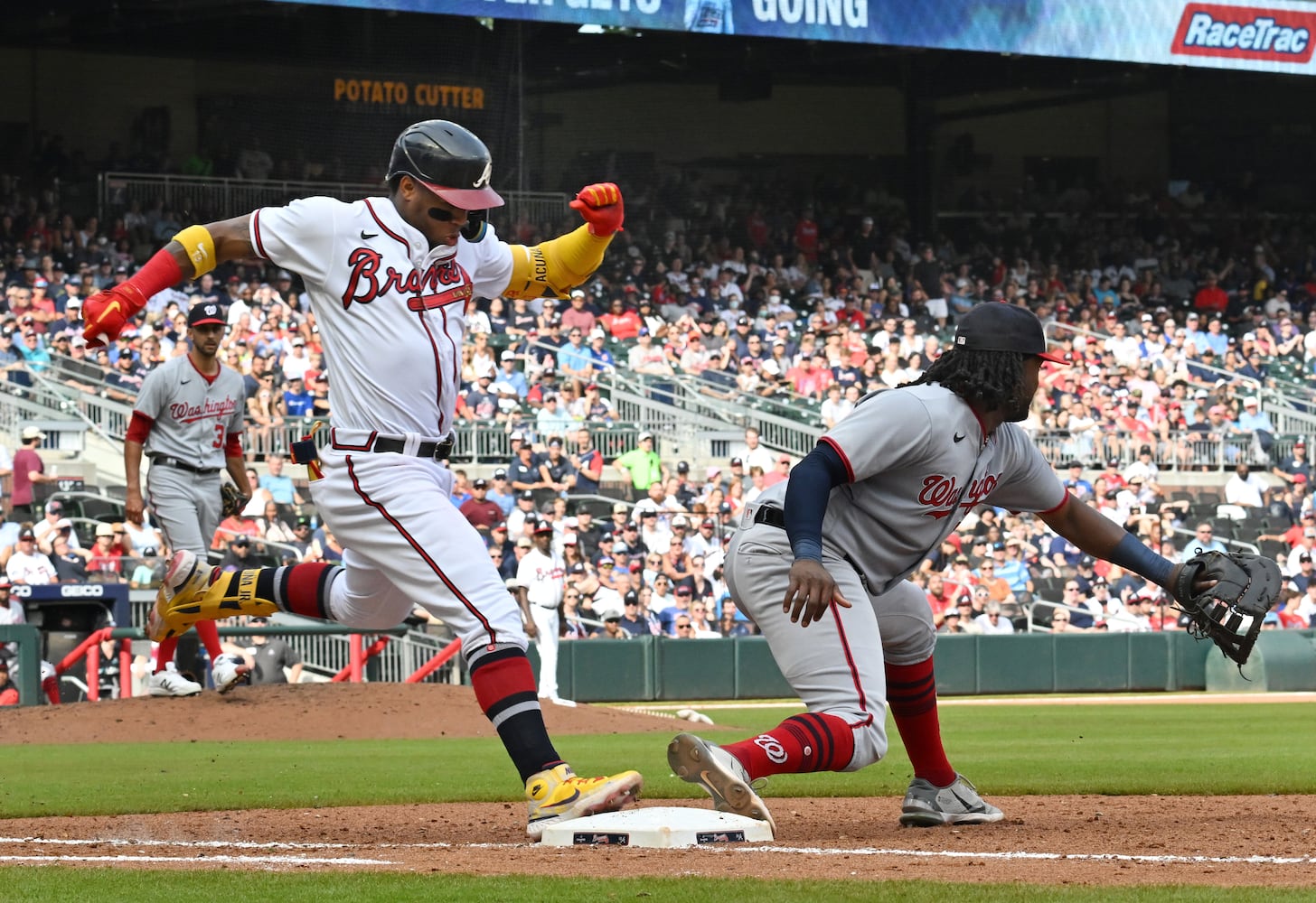 Braves-Nationals Saturday photo