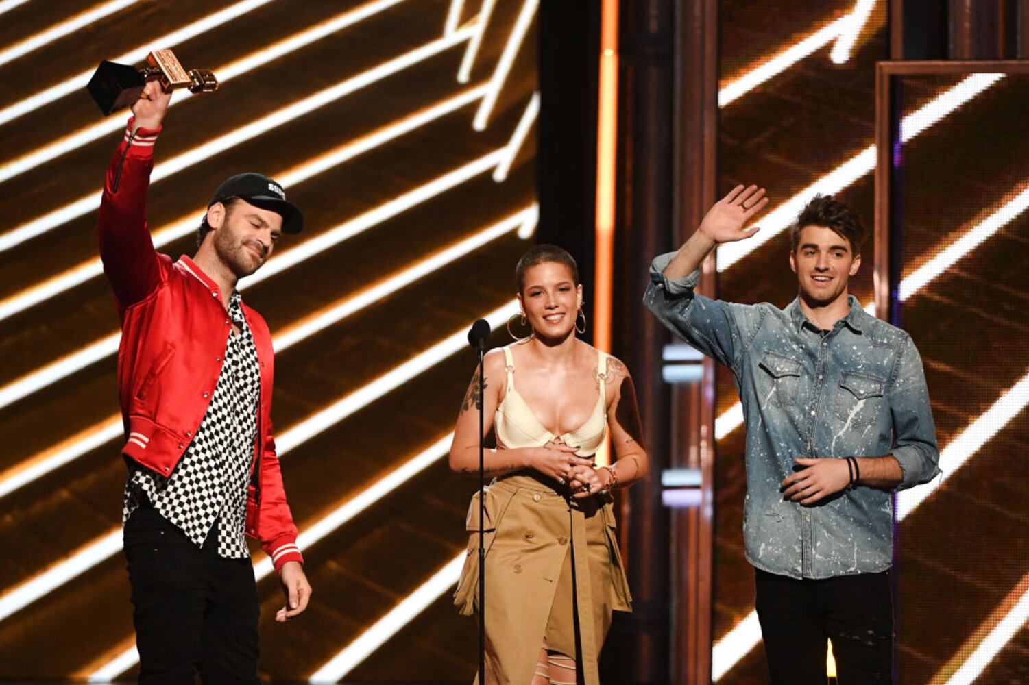 Photos: 2017 Billboard Music Awards show