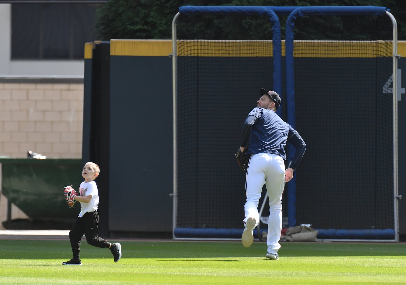 Atlanta Braves workout prior to NLCS