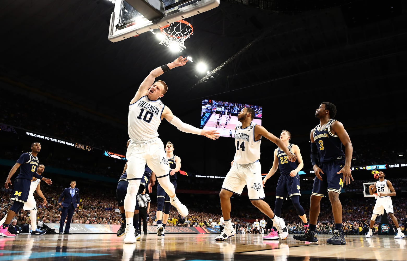 Villanova beats Michigan in NCAA championship game