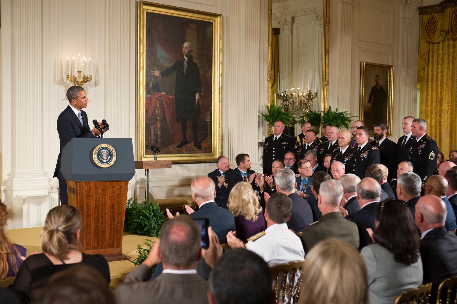 PHOTOS: Obama gives the Medal of Honor