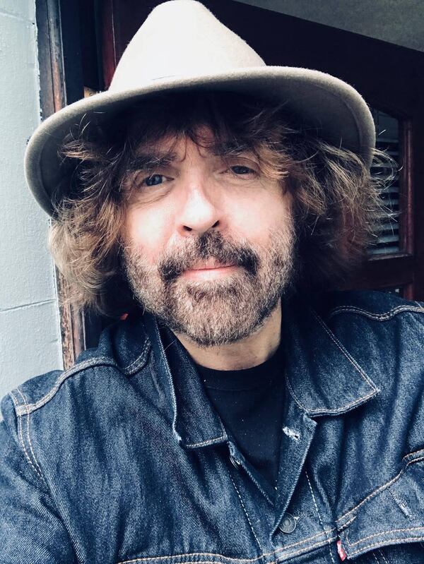 Ian McNabb plays the EARL on Jan. 11, 2019.