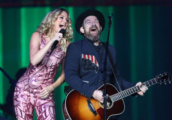 Jennifer Nettles and Kristian Bush are back on the awards circuit with Sugarland.
Robb Cohen Photography & Video /RobbsPhotos.com