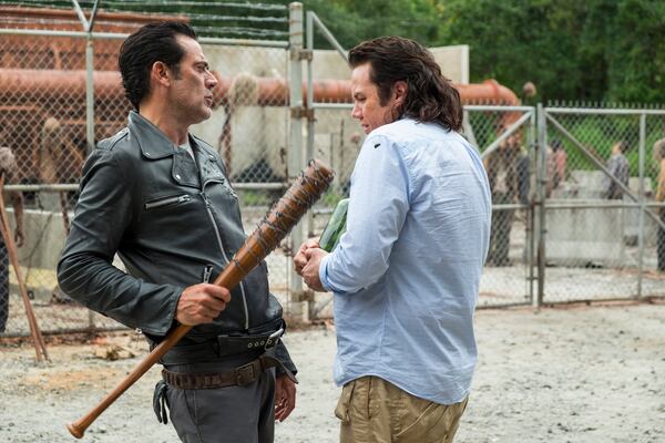  Jeffrey Dean Morgan as Negan, Josh McDermitt as Dr. Eugene Porter - The Walking Dead _ Season 7, Episode 11 - Photo Credit: Gene Page/AMC