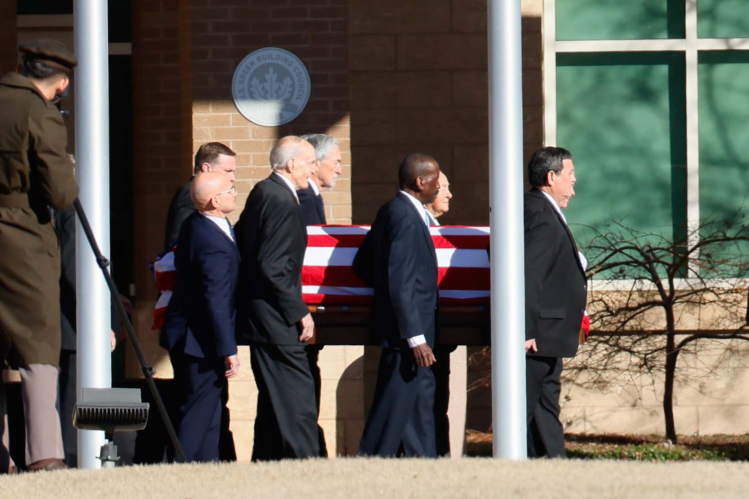 Carter funeral services begin 