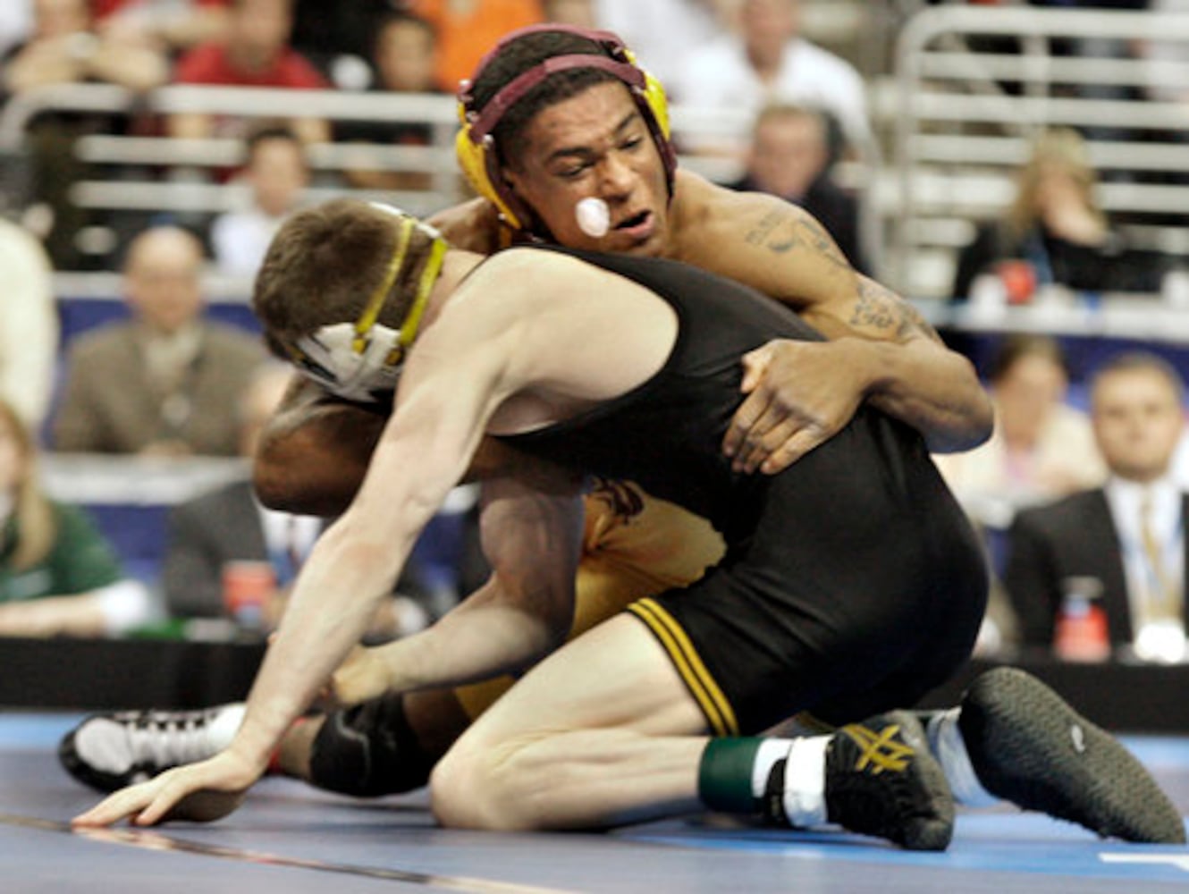 One-legged wrestler wins NCAA title