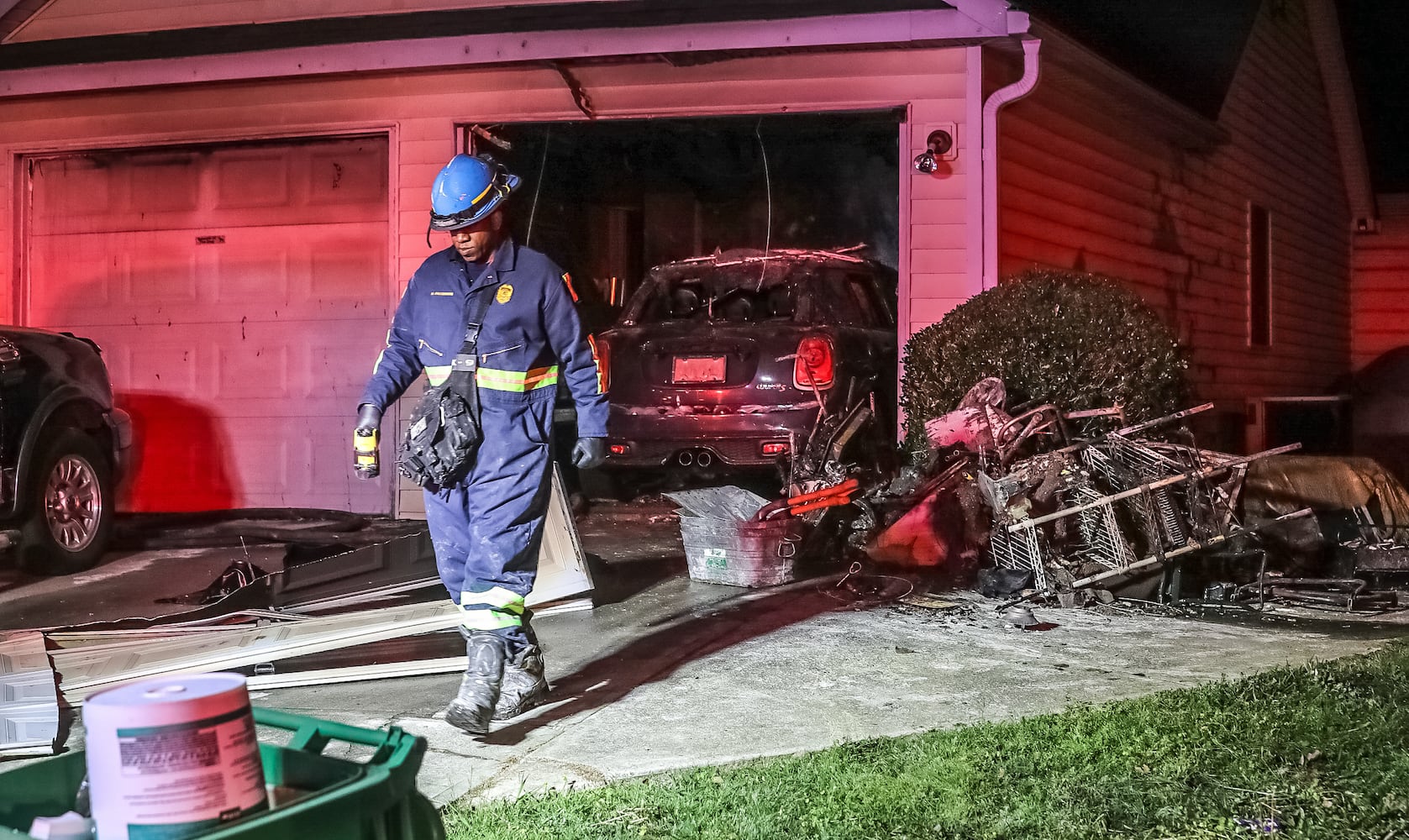 Huntington Place Circle fire