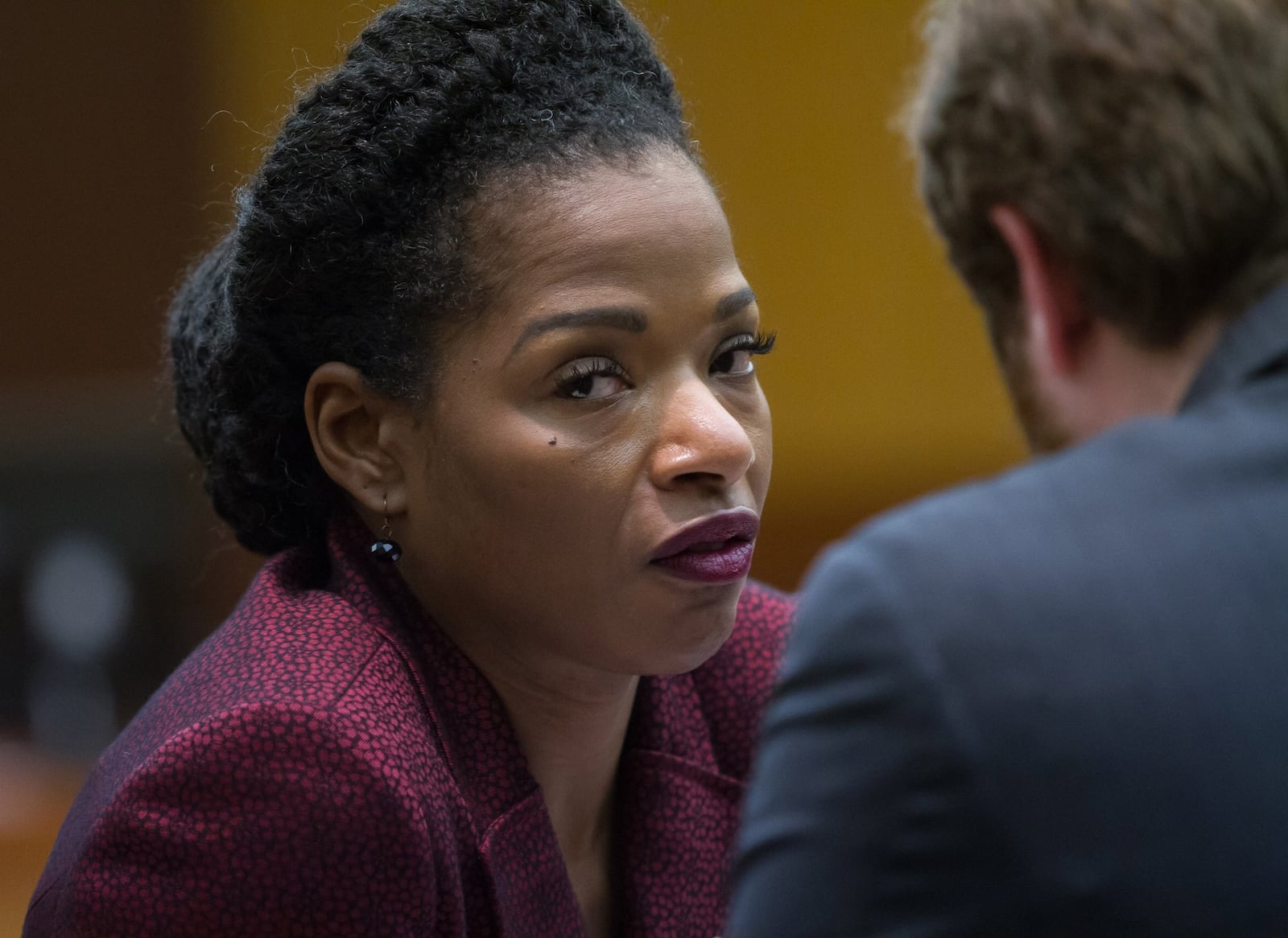 Deputy District Attorney Melissa Redmon (L) talks with Assistant District Attorney Donald Wakeford in the Fulton County Courthouse Wednesday, April 4, 2018. STEVE SCHAEFER / SPECIAL TO THE AJC