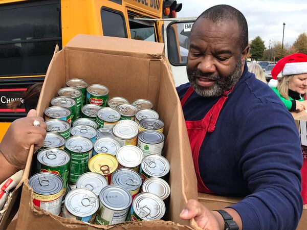 Lee Hill, who works at Primerica, has been volunteering with the canathon for 10 years. CREDIT: Rodney Ho/rho@ajc.com