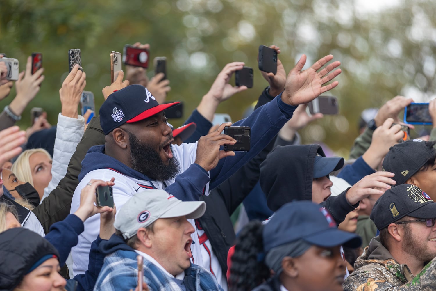 Braves Parade Departure