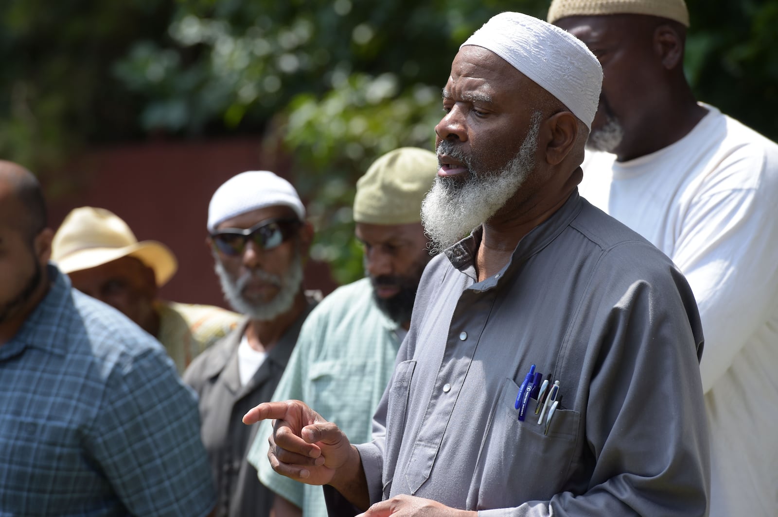 8/23/18 - Atlanta - Imam Siraj Wahhaj, Abdul-ghani Wahhaj's grandfather, speaks at Abdul-ghani's burial on Thursday, August 23. Jenna Eason / Jenna.Eason@coxinc.com