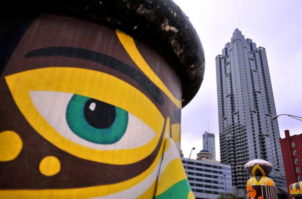 The SunTrust Plaza in downtown at 303 Peachtree St. as seen from the folk art park at the intersection of Ralph McGill Boulevard and Courtland Street. The building is 871 feet tall with 60 floors.