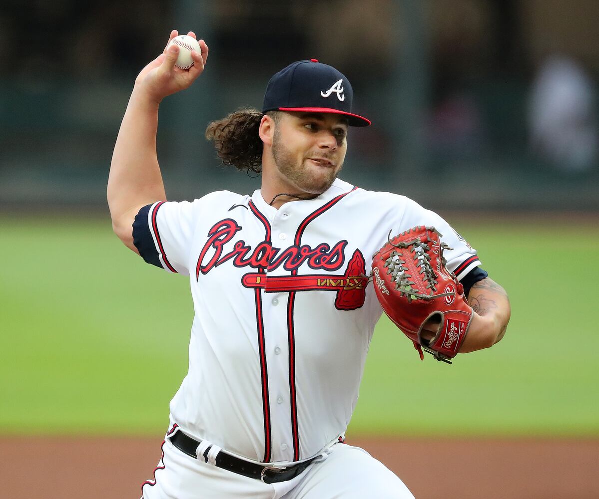 BRAVES PHOTO