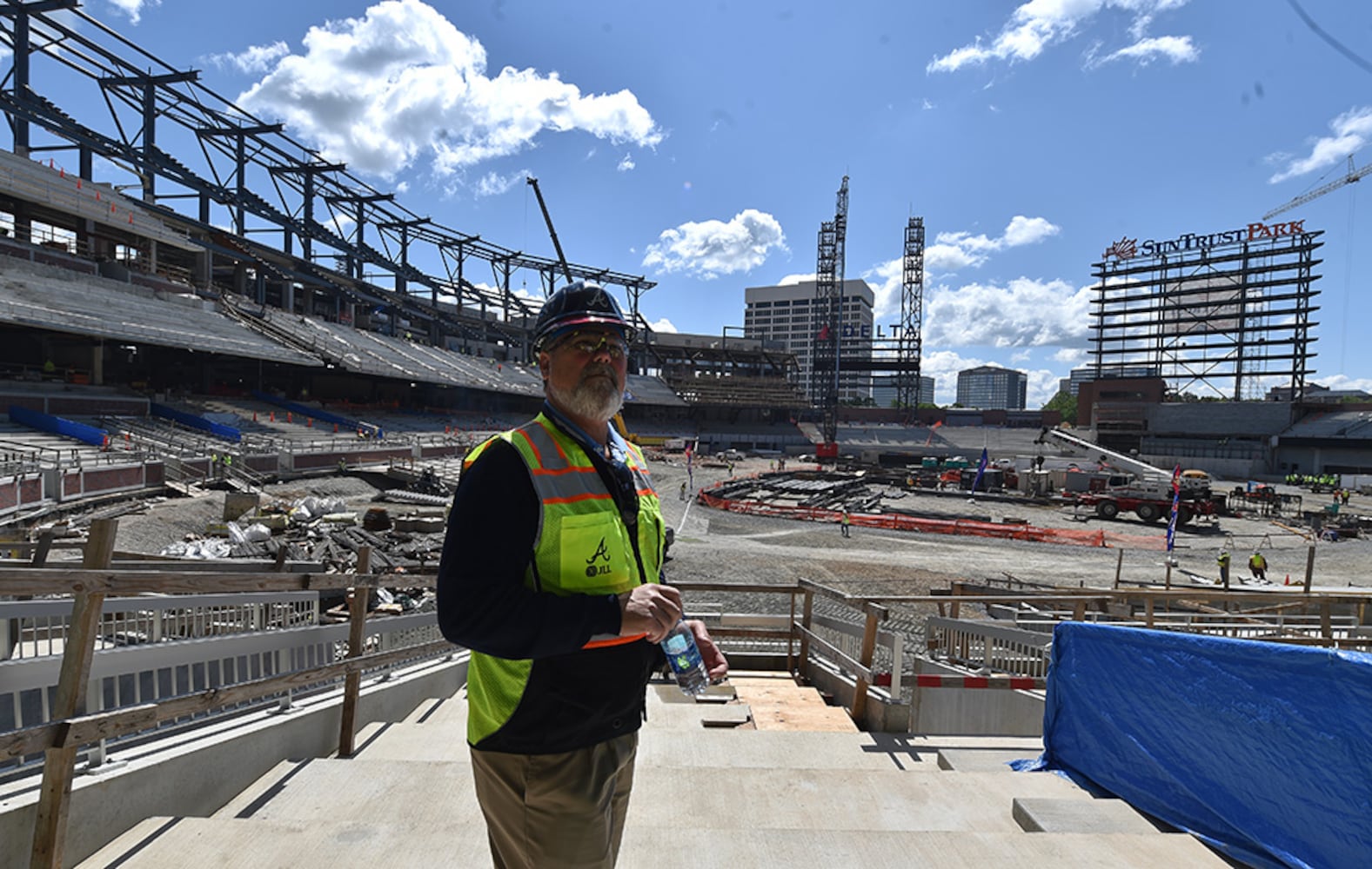 Braves' SunTrust Park set to open in 2017