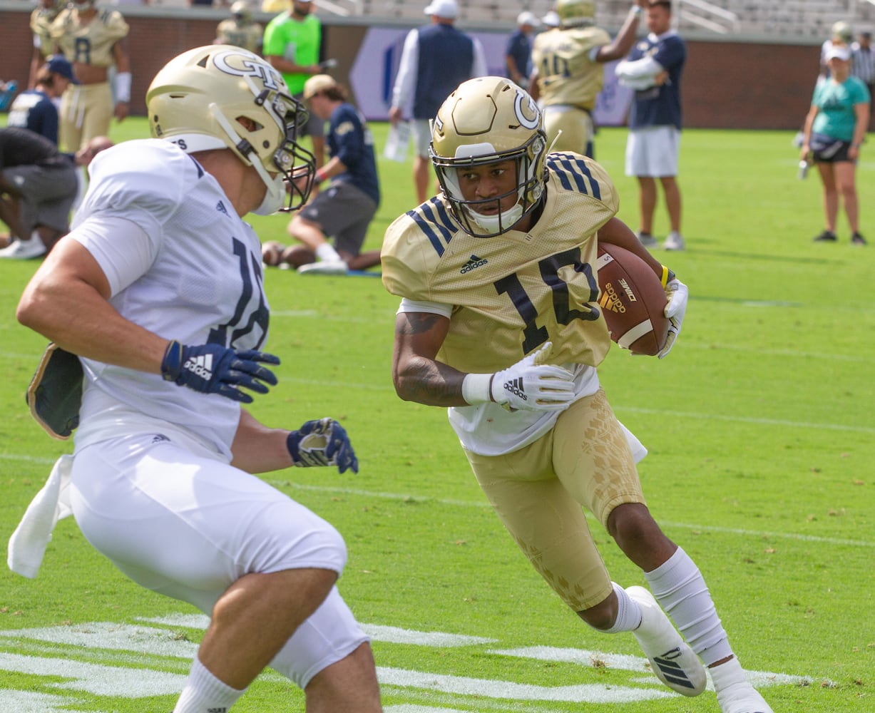 Photos: Fan day at Georgia Tech