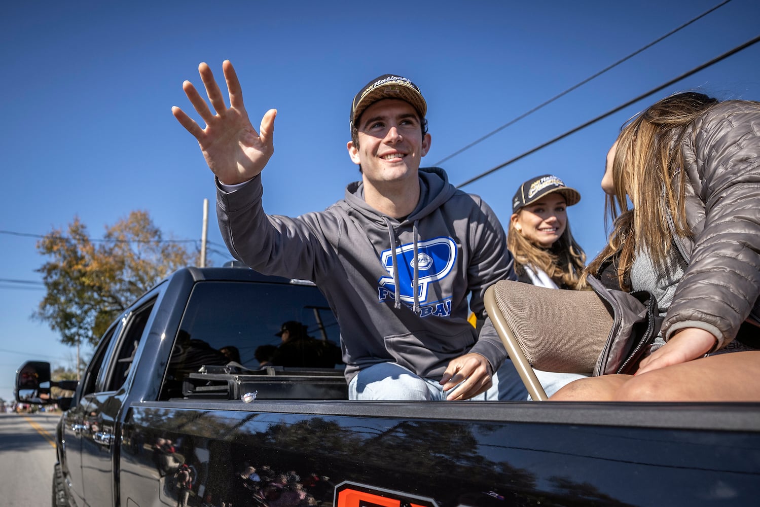 THE CHAMPIONS PARADE - TO HONOR GEORGIA QB STETSON BENNETT IN HIS
HOMETOWN