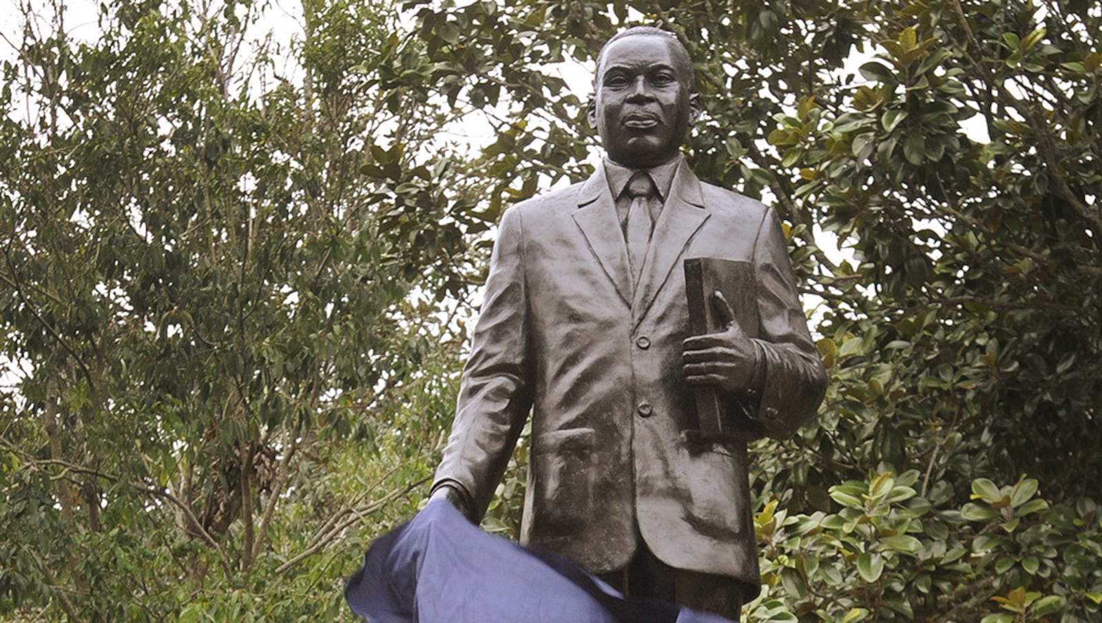 The MLK statue on the University of North Florida campus in Jacksonville by sculptor Jasu Shilpi. (Kelly Jordan, The Florida Times-Union)