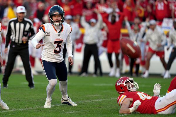 Denver Broncos kicker Wil Lutz (3) chases after the ball after his last-second field goal attempt was blocked during the second half of an NFL football game against the Kansas City Chiefs Sunday, Nov. 10, 2024, in Kansas City, Mo. The Chiefs won 16-14. (AP Photo/Charlie Riedel)