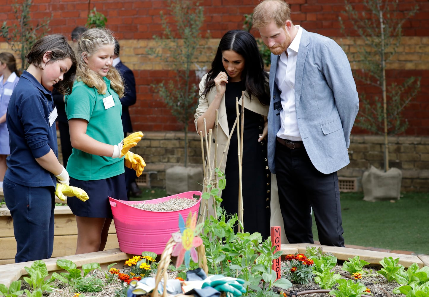 Photos: Meghan Markle, Prince Harry begin royal tour of Australia