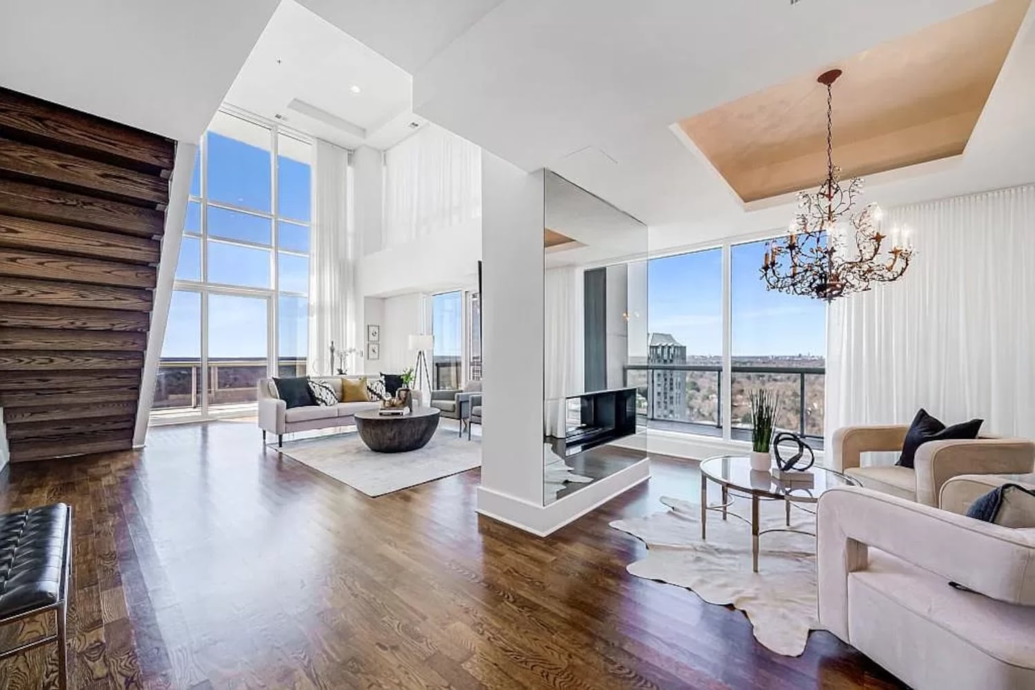 This $1.49 million Buckhead penthouse offers views of Atlanta’s skyline