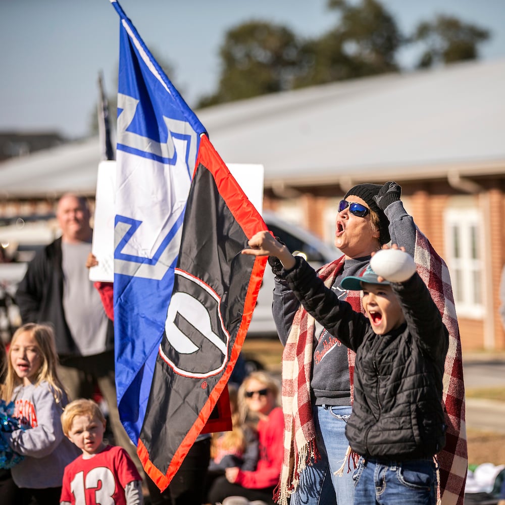 THE CHAMPIONS PARADE - TO HONOR GEORGIA QB STETSON BENNETT IN HIS
HOMETOWN