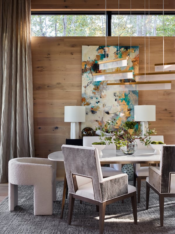 If having a healthy home is a priority, use an architect and/or interior designer who can make sure your furnishings are chemical-free and your space inspires a sense of peace and well-being. Both are components of a healthy home.
(Courtesy of Intuitive Dwellings by Enwright Design Inc. and South Haven Builders / Emily Followill)