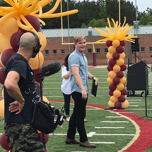  Caleb Lee Hutchinson soaks in the adulation at his pep rally for "American Idol." CREDIT: Rodney Ho/rho@ajc.com