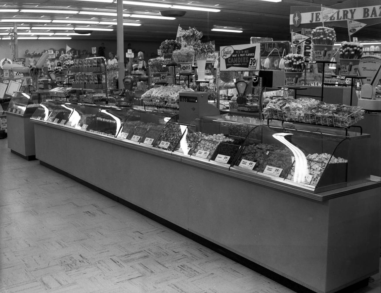 AJC Flashback Photos: K-mart and S.S. Kresge in Atlanta