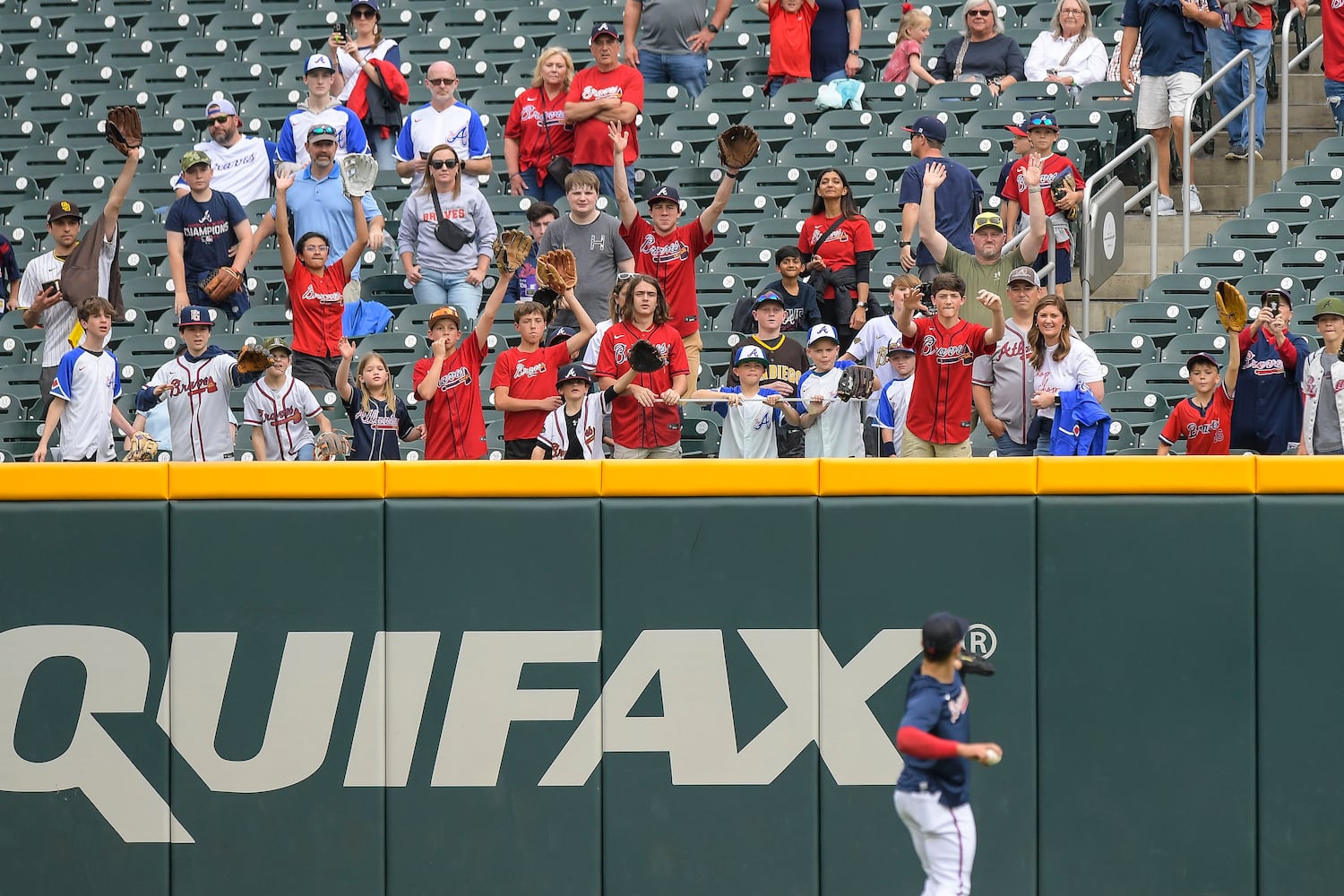 040823 BRAVES PHOTO