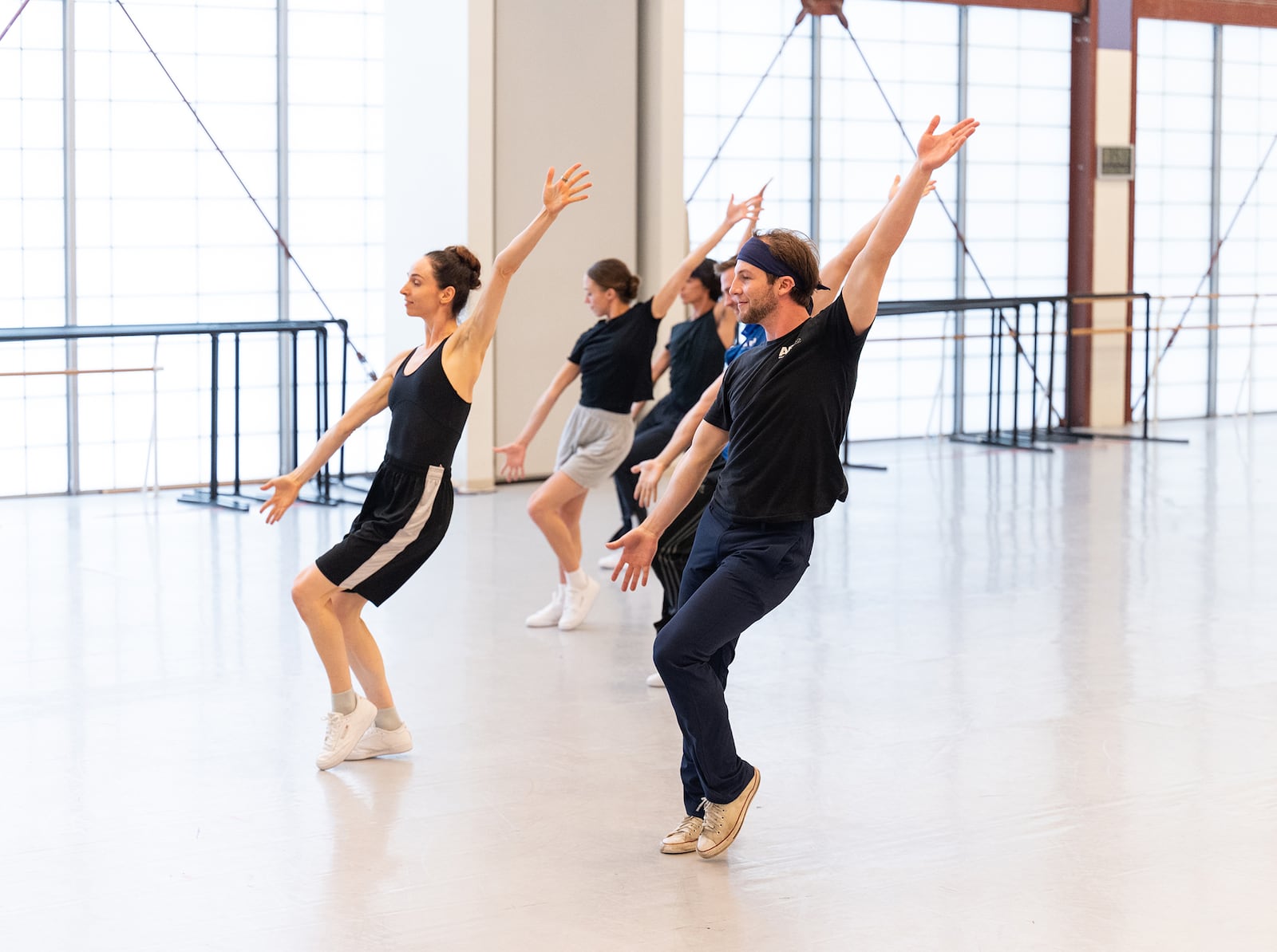 Wynton Marsalis' music inspired Claudia Schreier's new ballet, created in sneakers with "winks and nods" to Bob Fosse, Gene Kelly and othe classic American jazz styles.
(Courtesy of Shoccara Marcus)