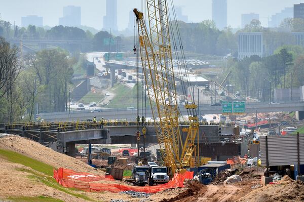 The Georgia Department of Transportation continues work on various road resurfacings and bridge projects in metro Atlanta. (Hyosub Shin / Hyosub.Shin@ajc.com)