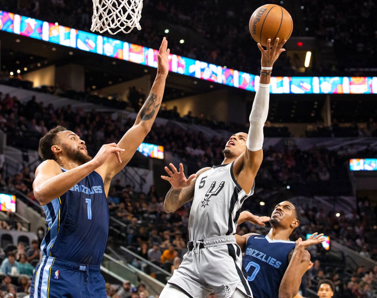 Dejounte Murray for AJC