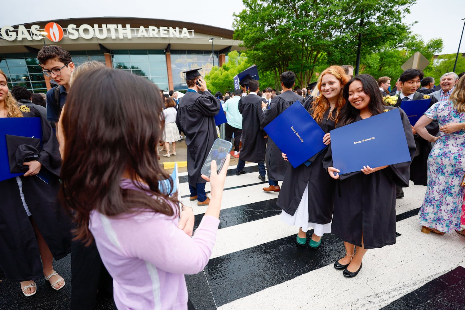 Emory hopes to avoid protests at commencement