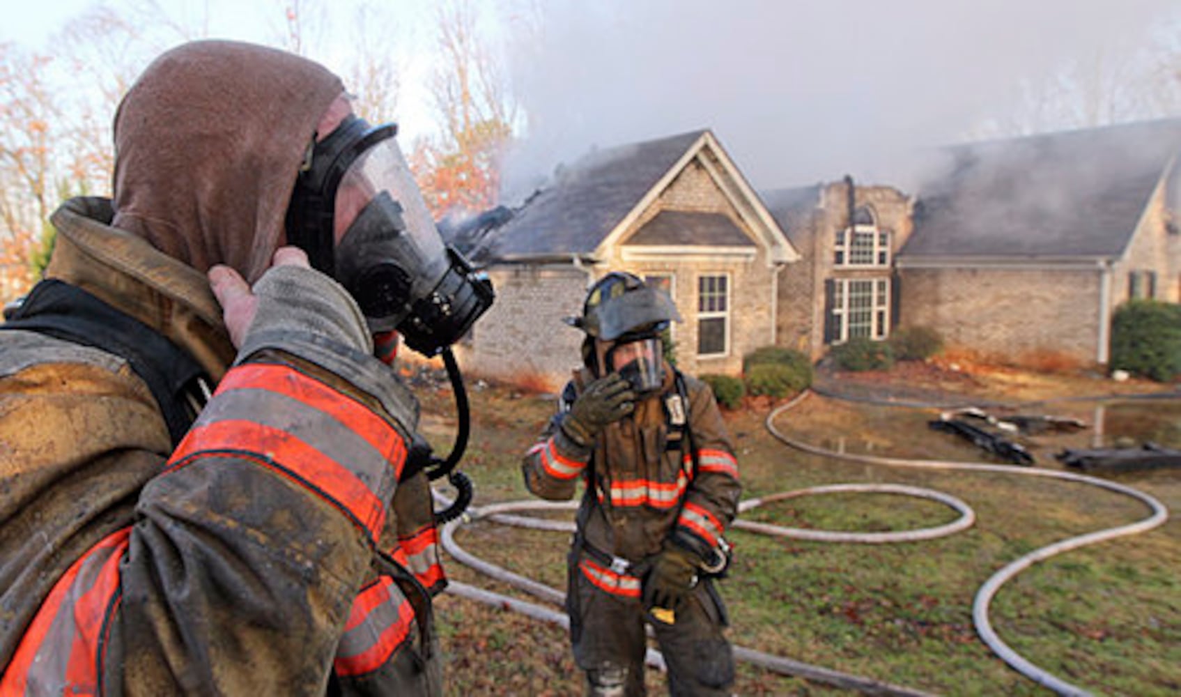 Fire destroys Clayton home